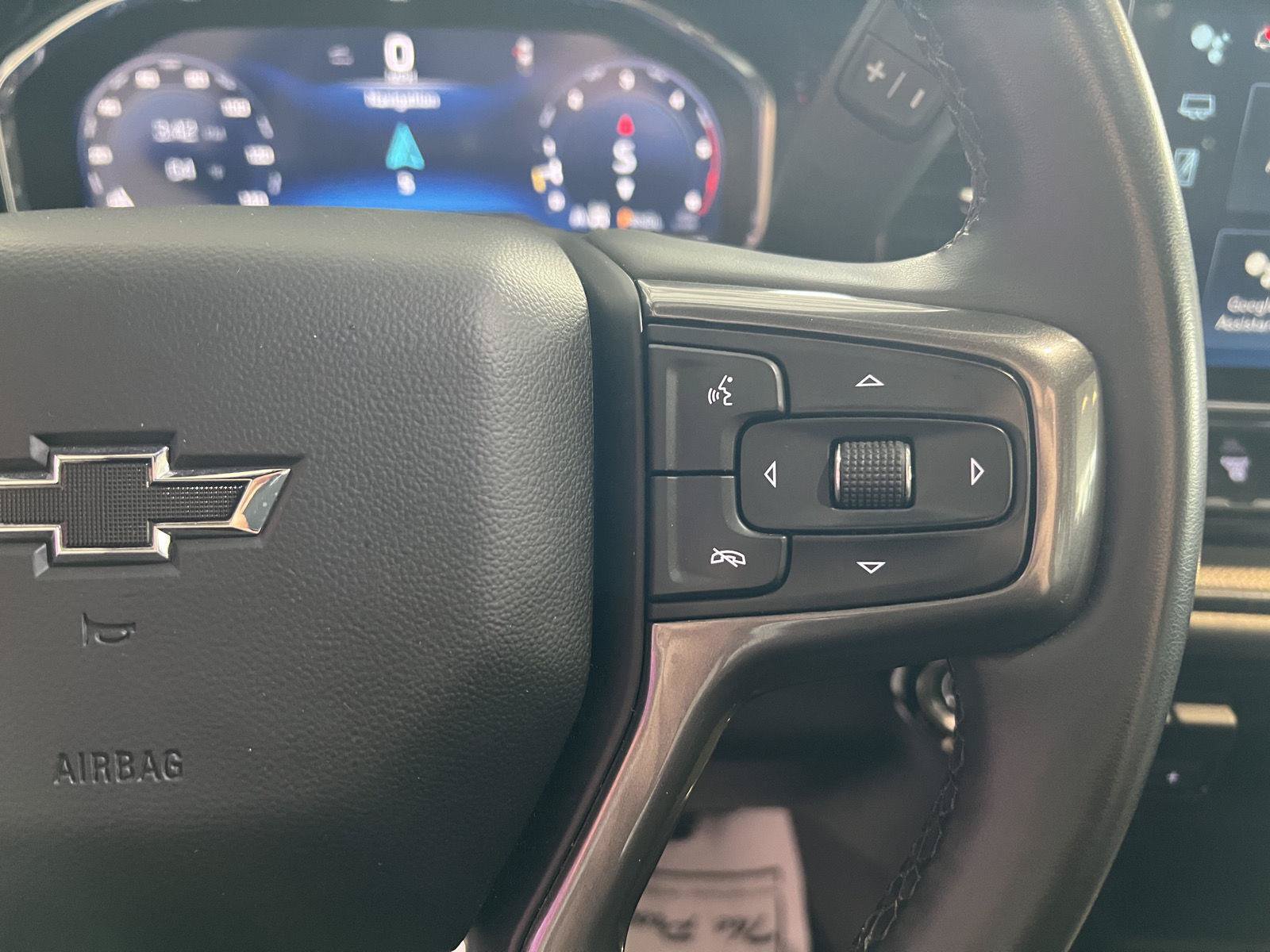 Used 2025 Chevrolet Silverado 2500 ZR2 w/ Technology Package AWD/4WD image 23