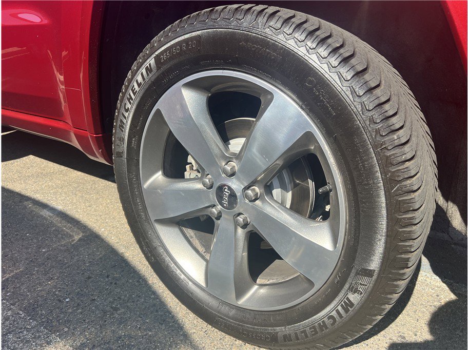 Used 2015 Jeep Grand Cherokee Overland w/ Advanced Technology Group image 21