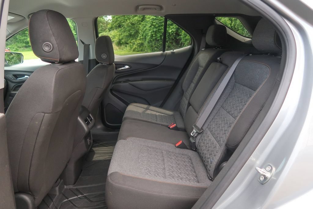 Used 2023 Chevrolet Equinox LT w/ LPO, Floor Liner Package FWD image 22