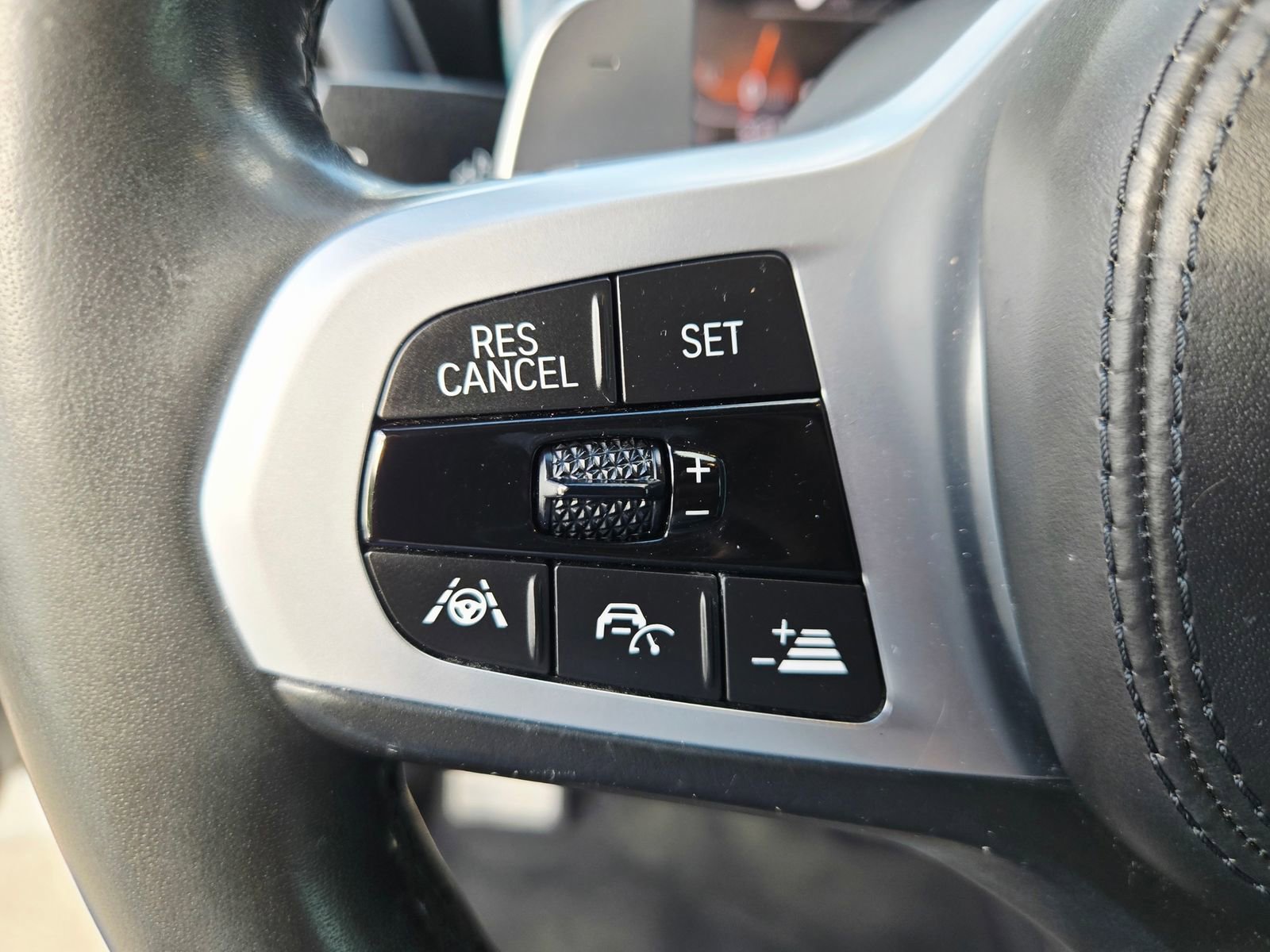 Used 2020 BMW X3 xDrive30i w/ M Sport Package 2 image 11