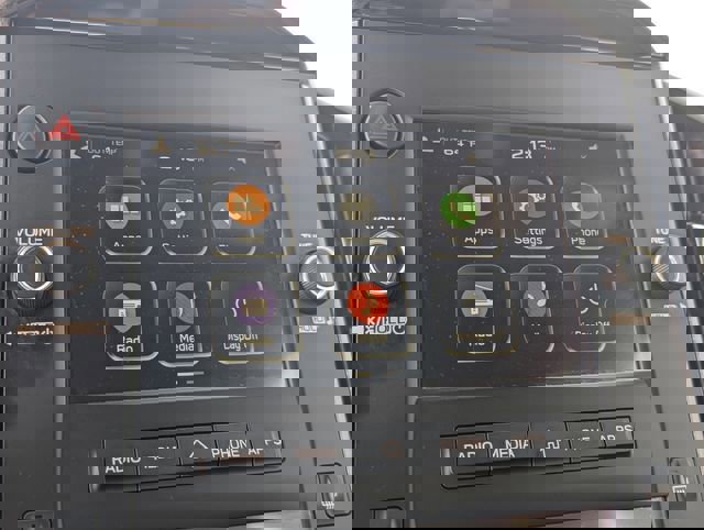 Used 2025 Subaru Forester Base image 22