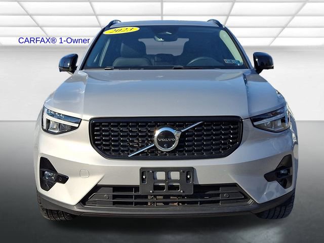 Certified 2023 Volvo XC40 B5 Plus w/ Driver Assist Package image 2