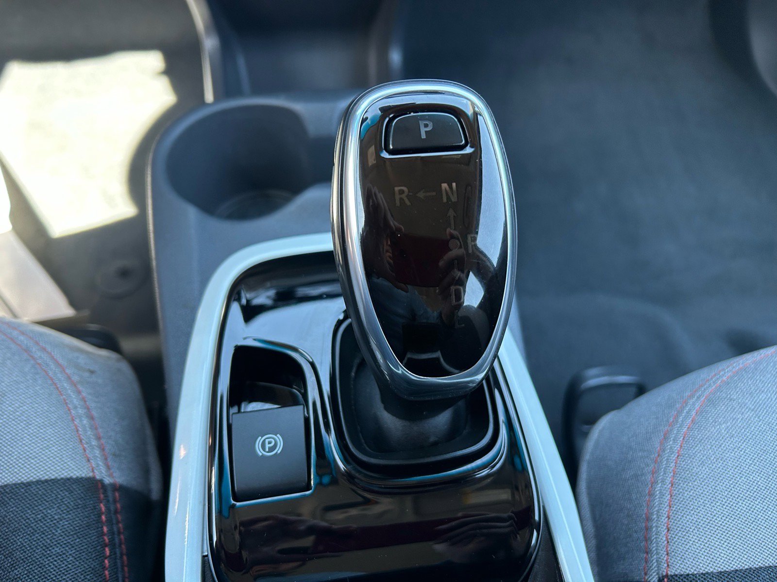Used 2020 Chevrolet Bolt LT FWD image 23