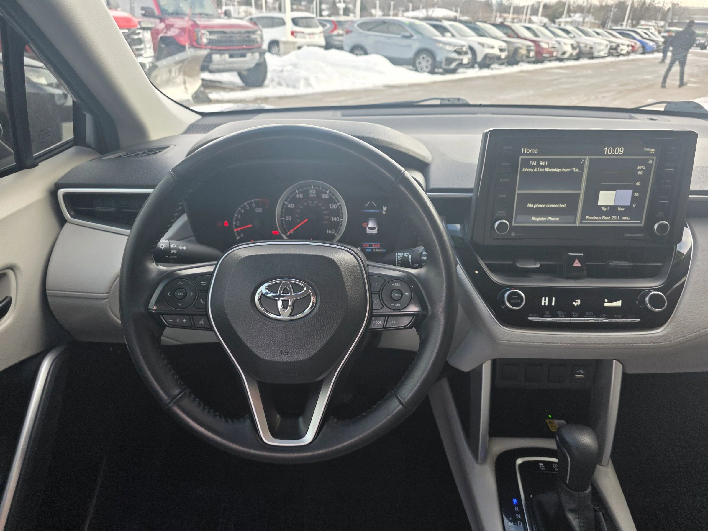 Used 2022 Toyota Corolla Cross LE image 12