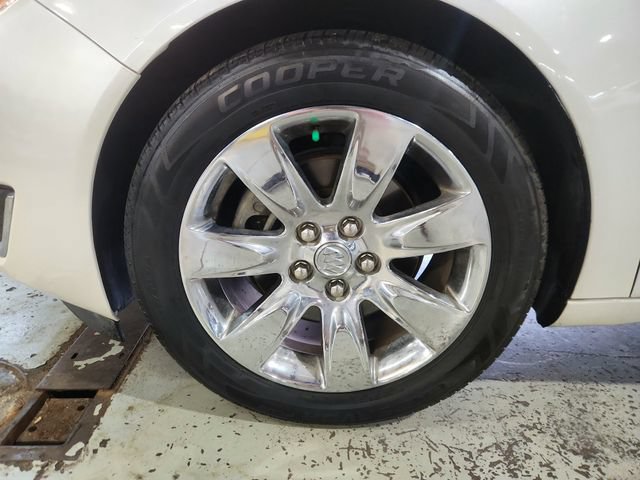 Used 2017 Buick Regal Premium w/ Driver Confidence Package #1 FWD image 30