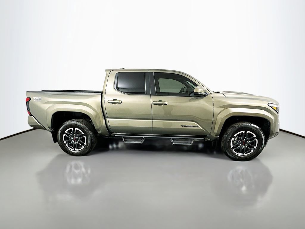 Used 2024 Toyota Tacoma TRD Sport image 4