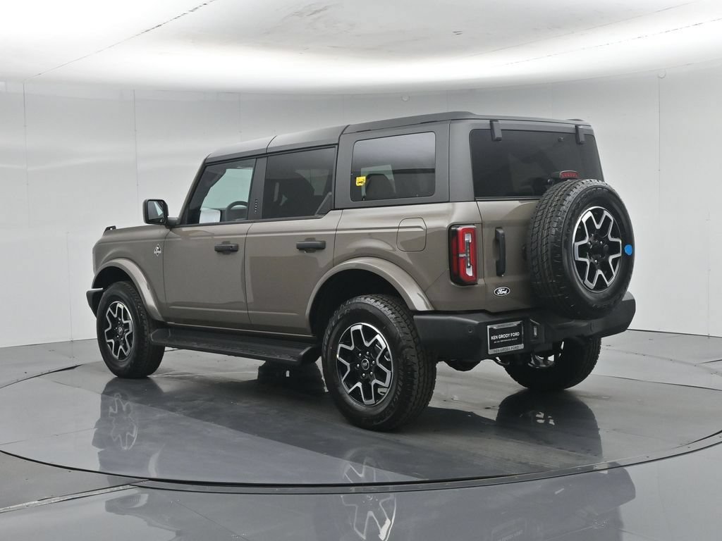 New 2026 Ford Bronco Outer Banks AWD/4WD image 6