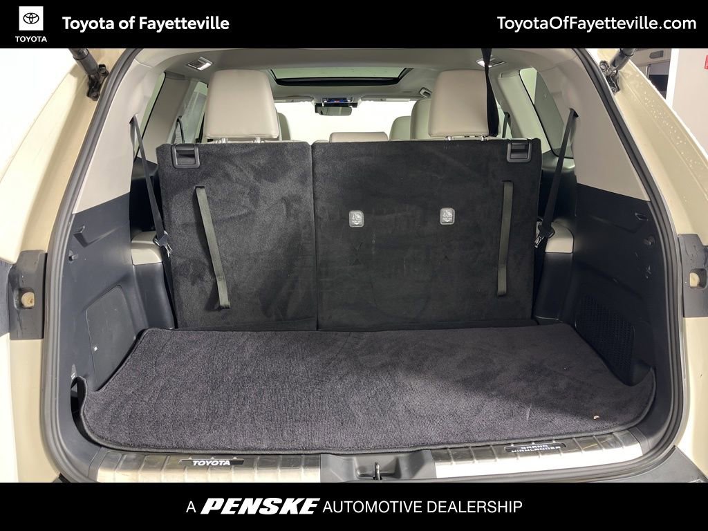 Used 2024 Toyota Grand Highlander Limited image 22