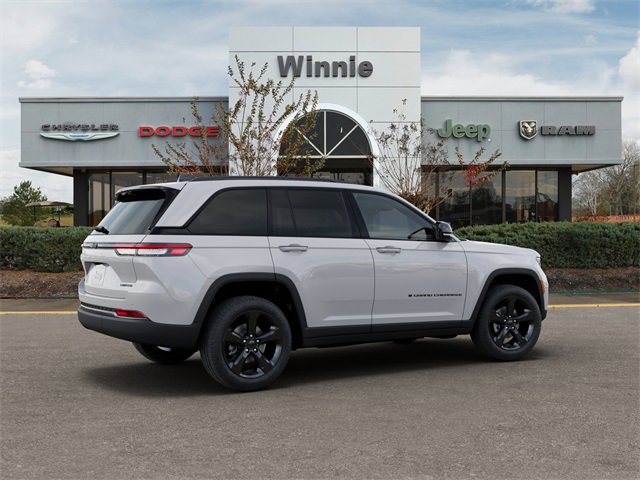 New 2025 Jeep Grand Cherokee Limited w/ Luxury Tech Group II image 4