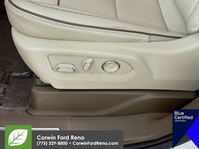 Used 2024 GMC Yukon Denali w/ Advanced Technology Package image 24