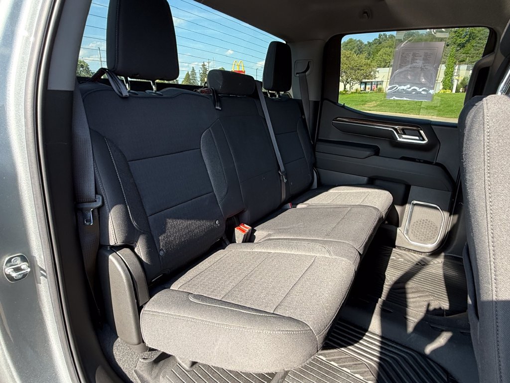 Certified 2023 Chevrolet Silverado 1500 LT AWD/4WD image 30