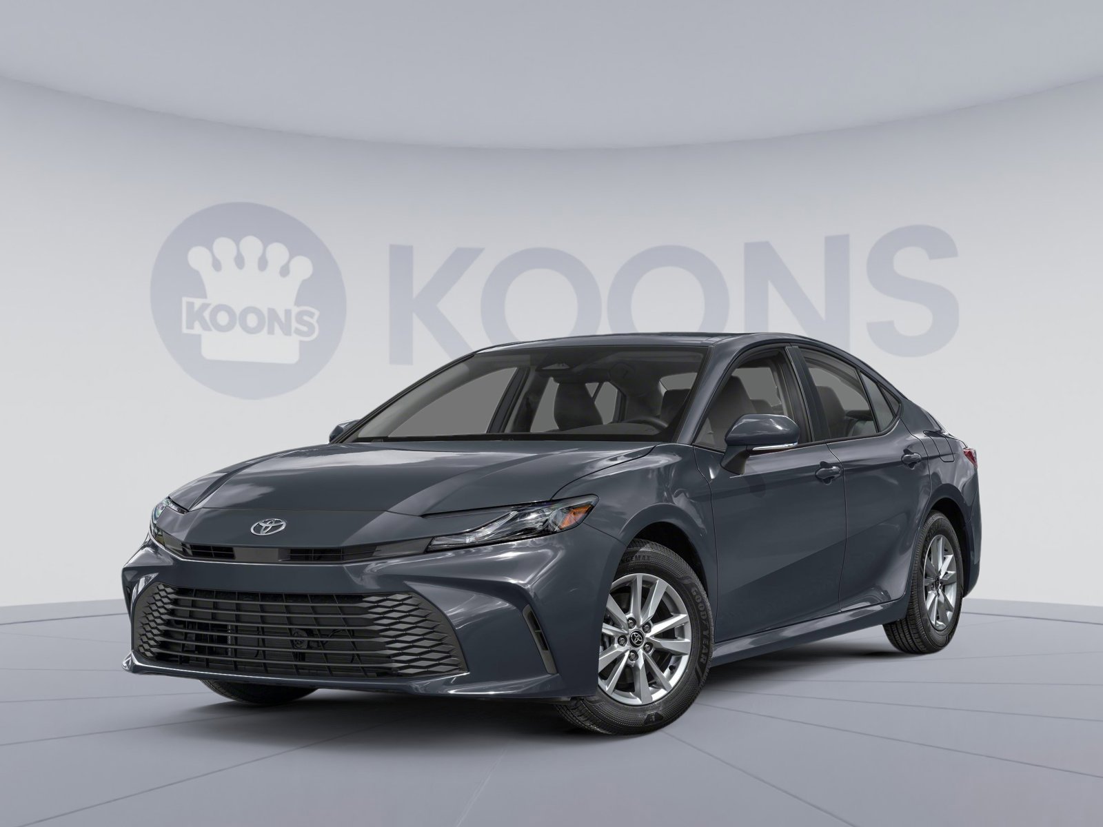 Used 2025 Toyota Camry LE FWD image 1