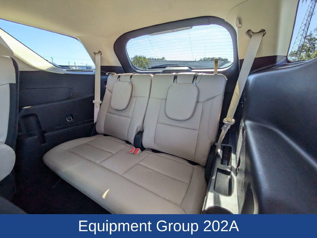 Used 2020 Ford Explorer XLT w/ Equipment Group 202A RWD image 17