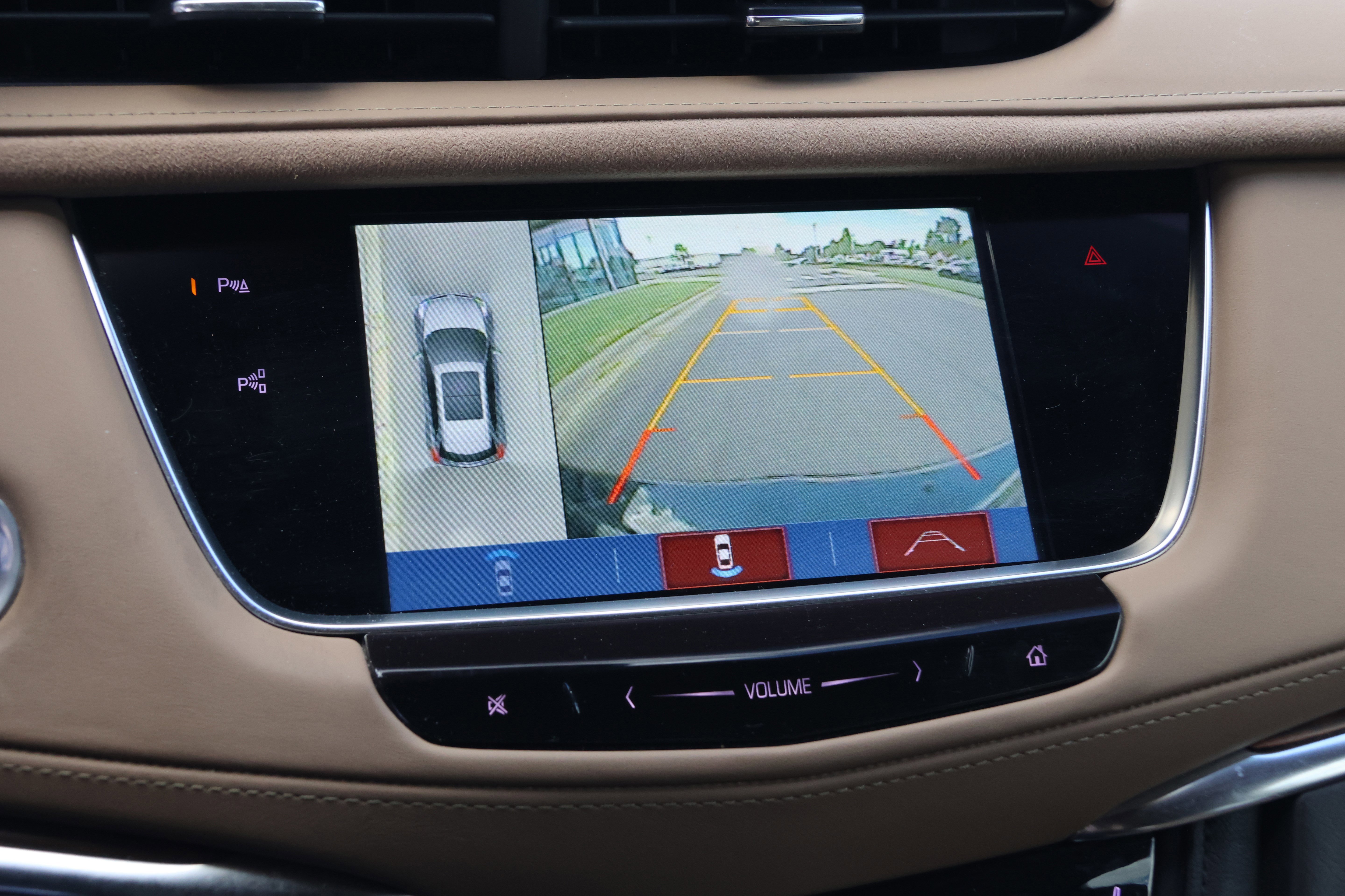 Used 2019 Cadillac XT5 Platinum AWD/4WD image 29