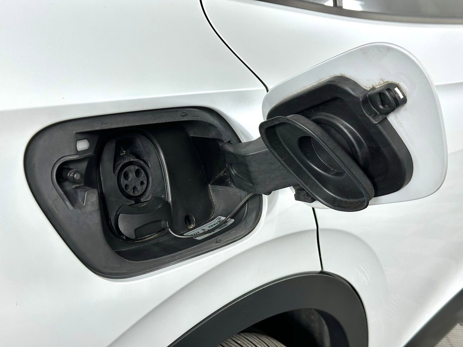 Used 2023 Volkswagen ID.4 Pro S image 35