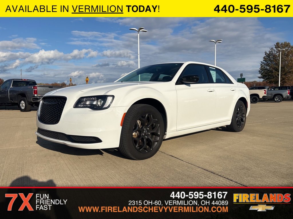 Used 2022 Chrysler 300 Touring w/ Sport Appearance Package