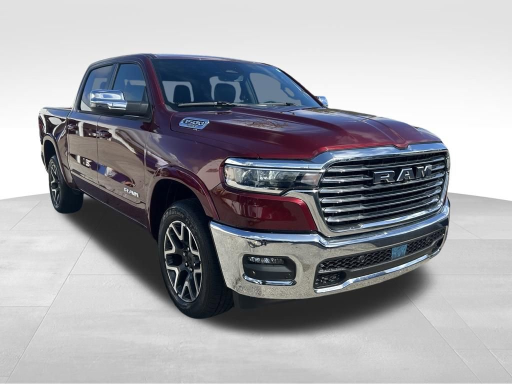 Used 2025 RAM 1500 Laramie video 2