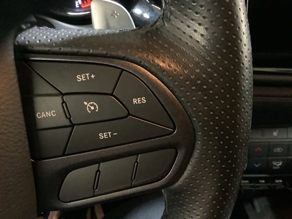Used 2021 Dodge Durango R/T w/ Tow 'N Go Package AWD/4WD image 29