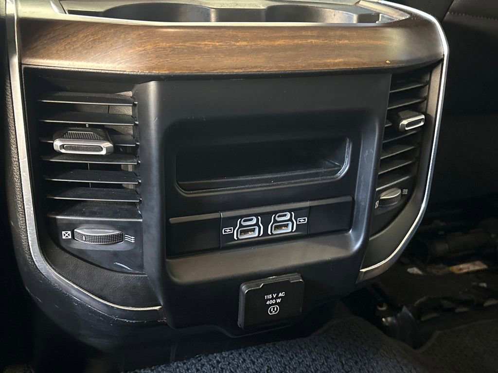 Used 2022 RAM 2500 Laramie w/ Chrome Appearance Group AWD/4WD image 47