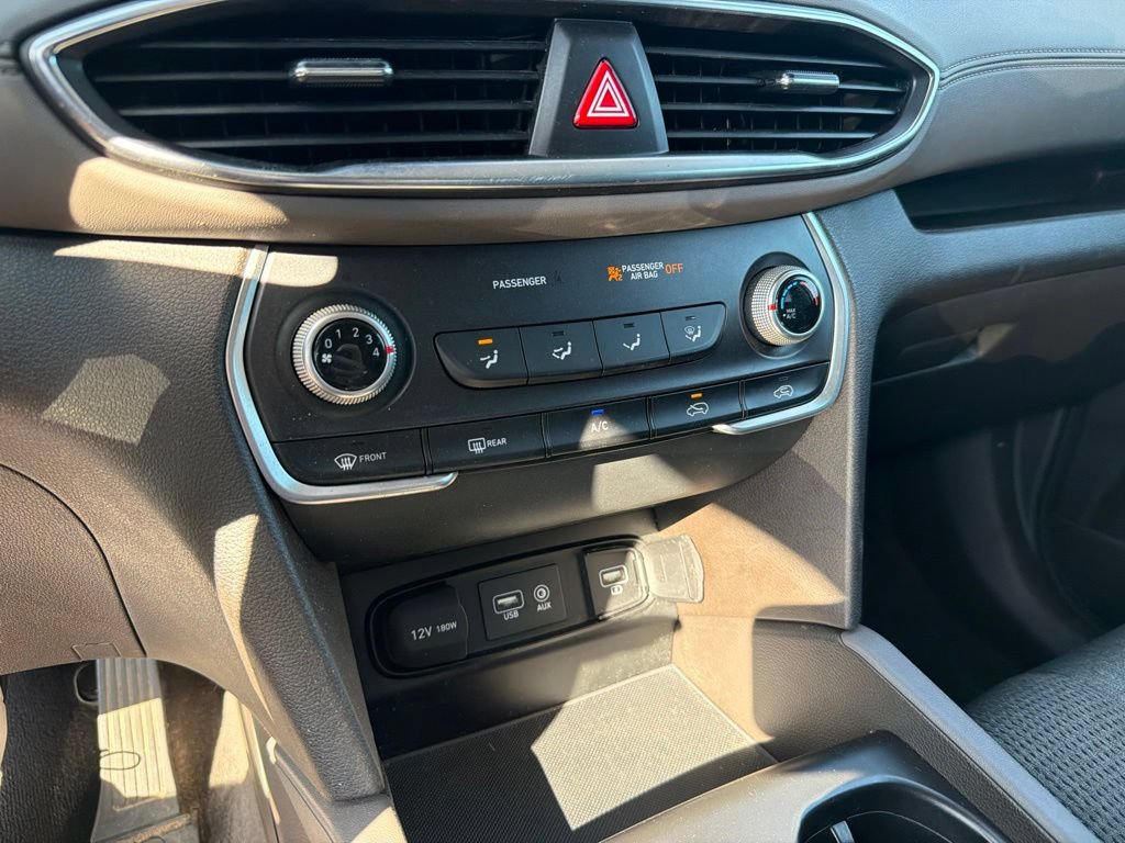 Used 2020 Hyundai Santa Fe SE FWD image 19
