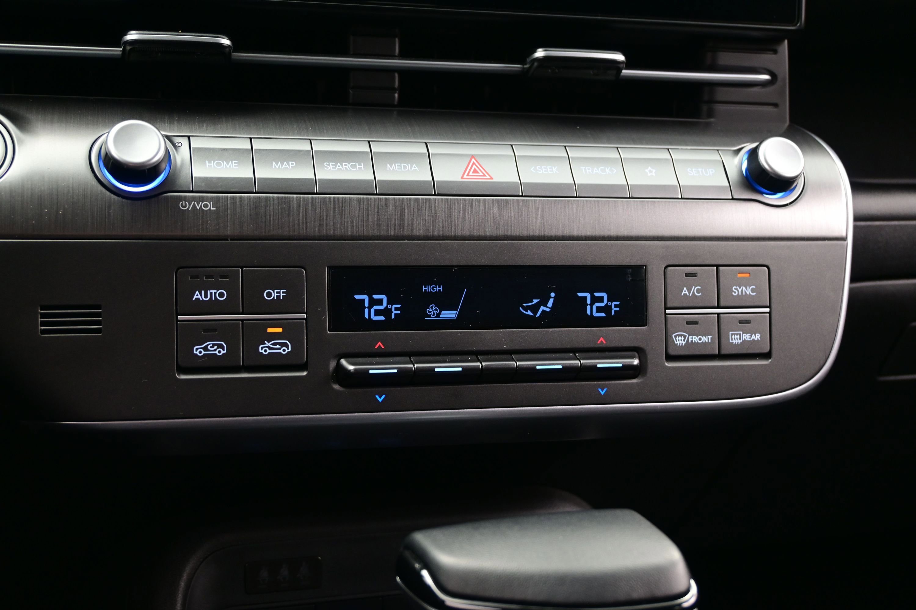 Certified 2026 Hyundai Kona SEL Sport AWD/4WD image 18