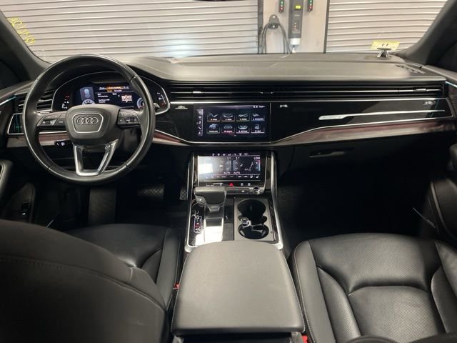 Used 2019 Audi Q8 Prestige image 28