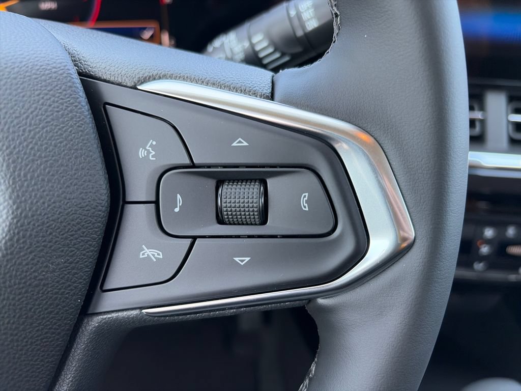 New 2026 Chevrolet Trax ACTIV w/ Driver Confidence Package FWD image 12