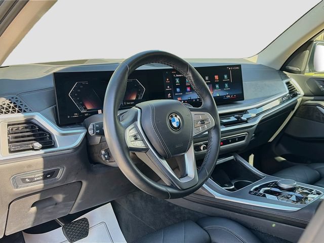 Used 2024 BMW X7 xDrive40i AWD/4WD image 8