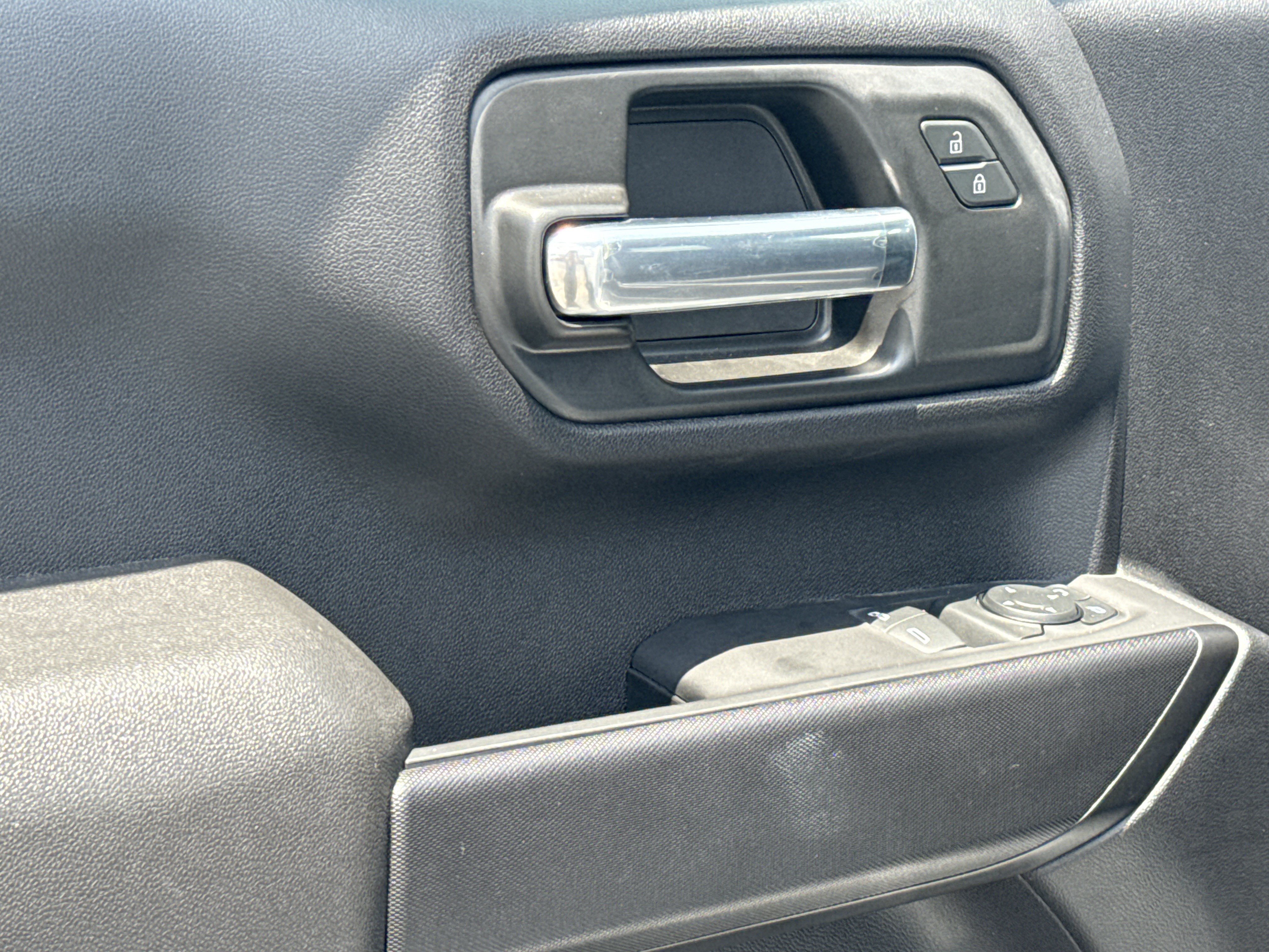 Used 2024 Chevrolet Silverado 2500 W/T AWD/4WD image 15