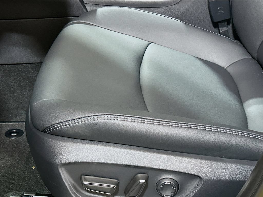 New 2026 Toyota Corolla Cross XLE FWD image 18