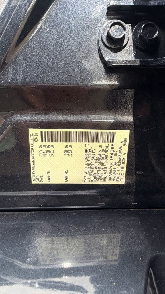 Used 2017 Nissan Maxima SR FWD image 33