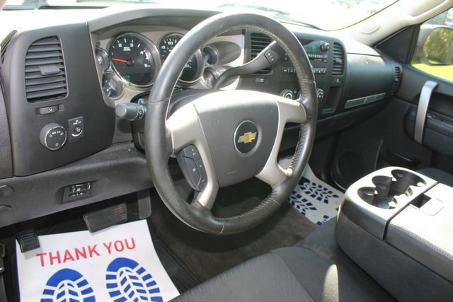 Used 2013 Chevrolet Silverado 2500 LT image 23