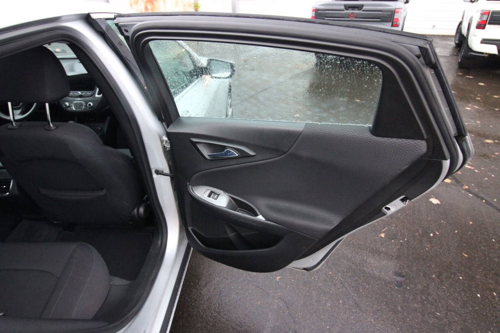 Used 2022 Chevrolet Malibu LT FWD image 18