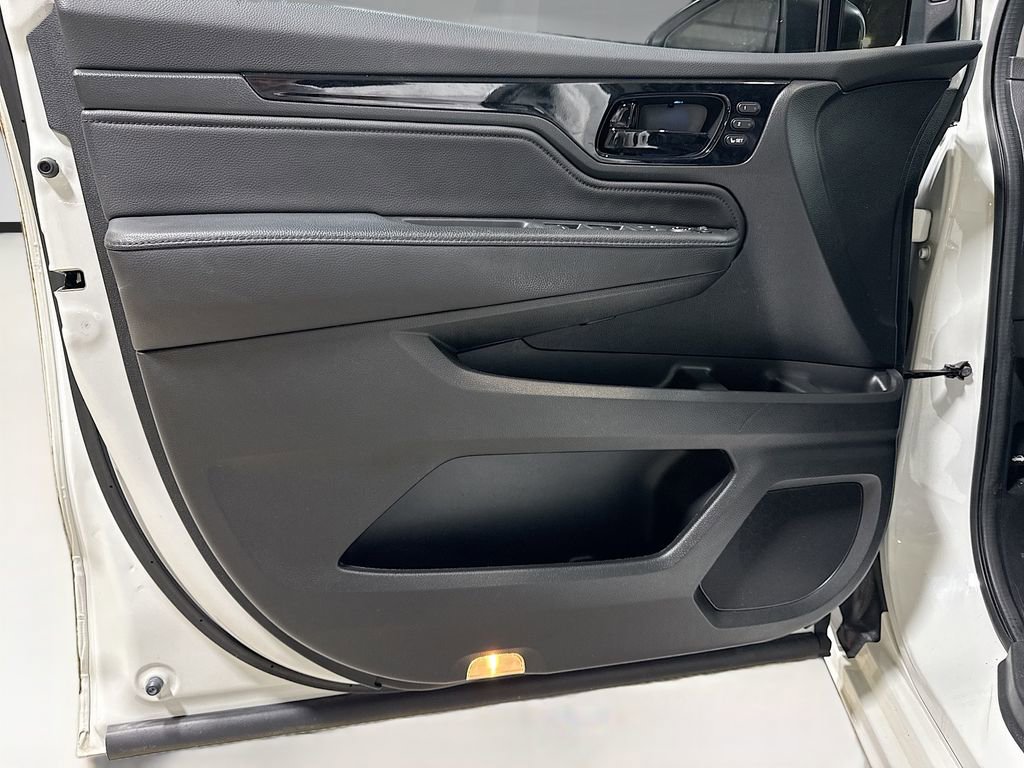 Used 2023 Honda Odyssey Touring image 23