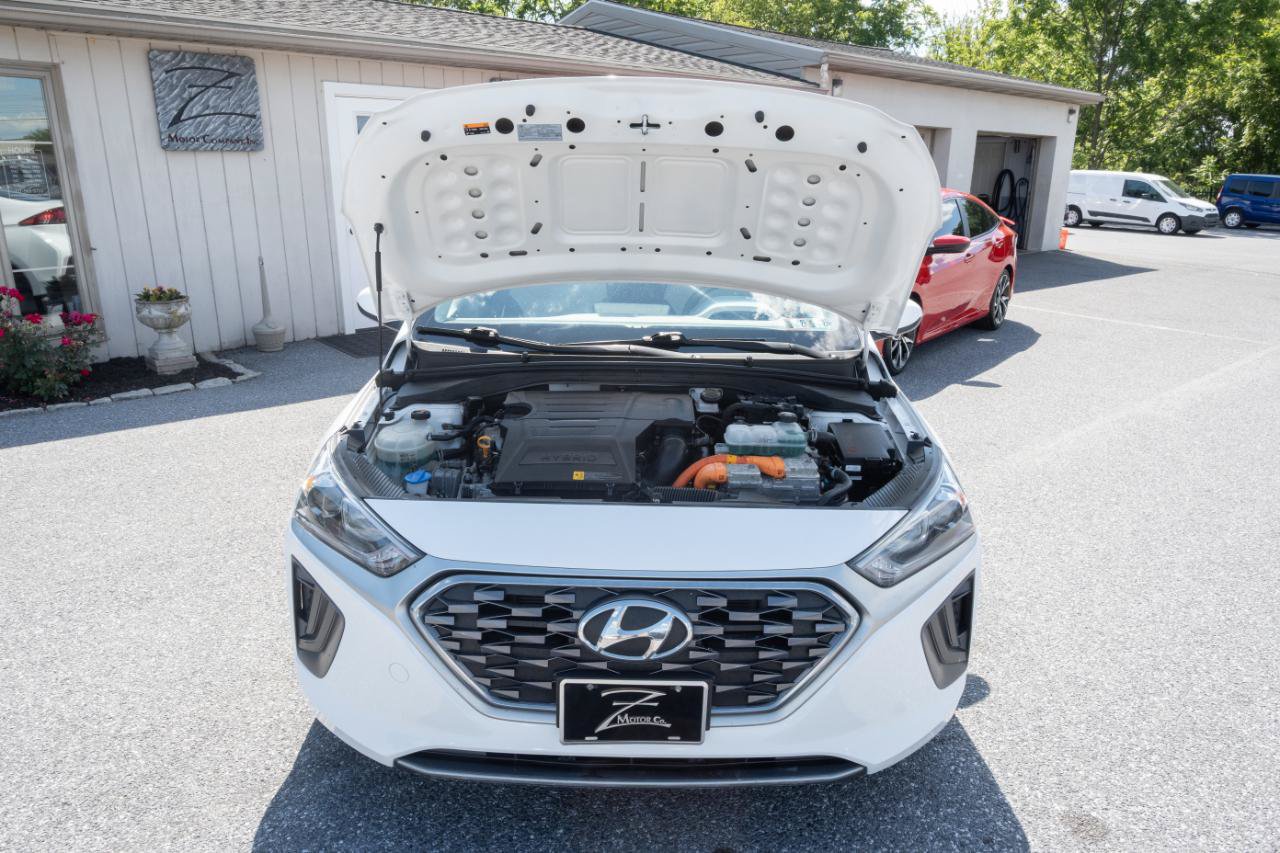 Used 2020 Hyundai Ioniq Blue FWD image 38