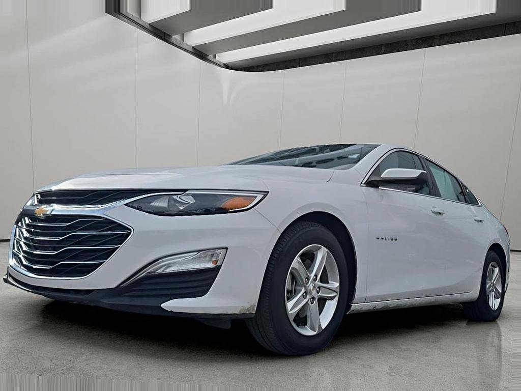 Used 2024 Chevrolet Malibu LS FWD image 1