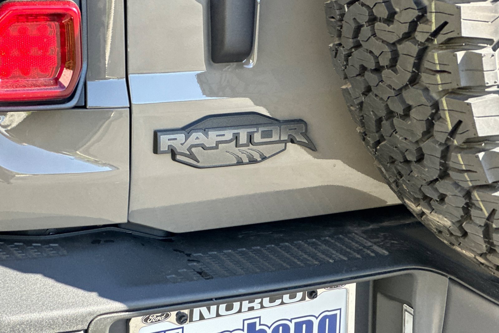 New 2025 Ford Bronco Raptor image 27