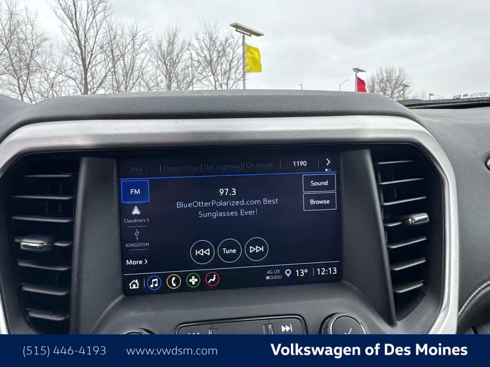 Used 2023 GMC Acadia SLE w/ Driver Convenience Package image 17