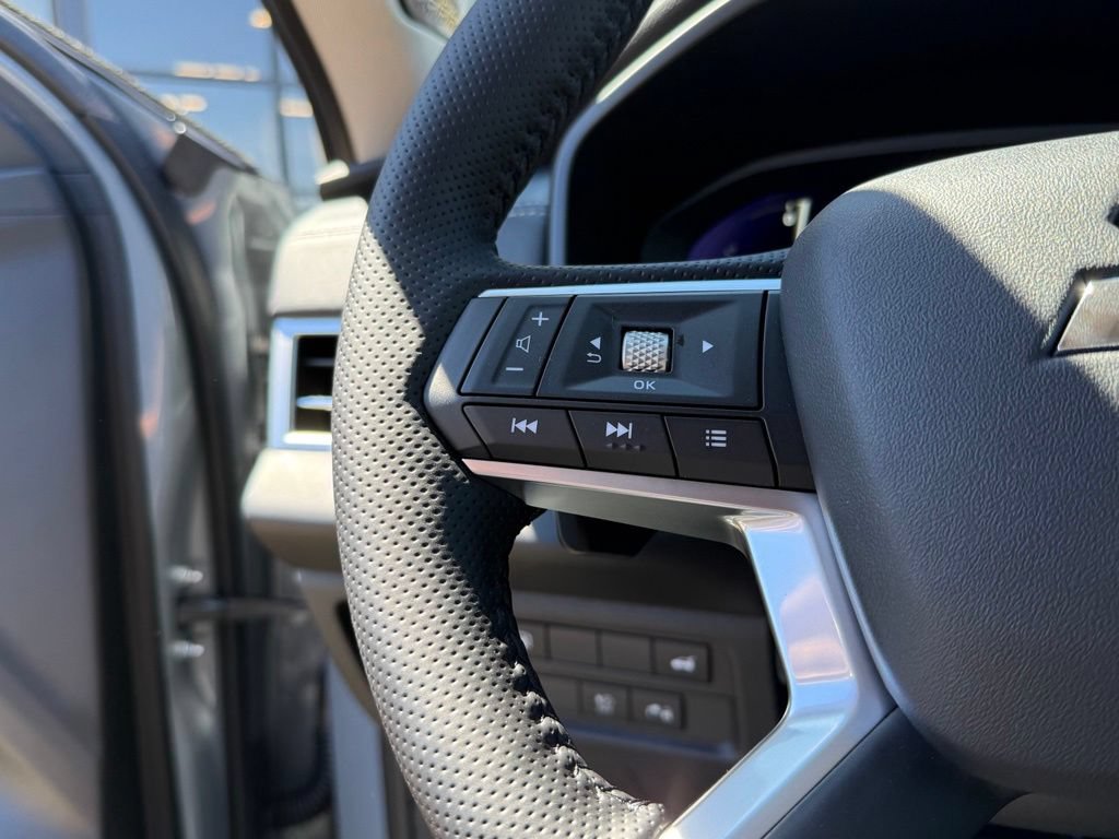 New 2026 Mitsubishi Outlander SE AWD/4WD image 23