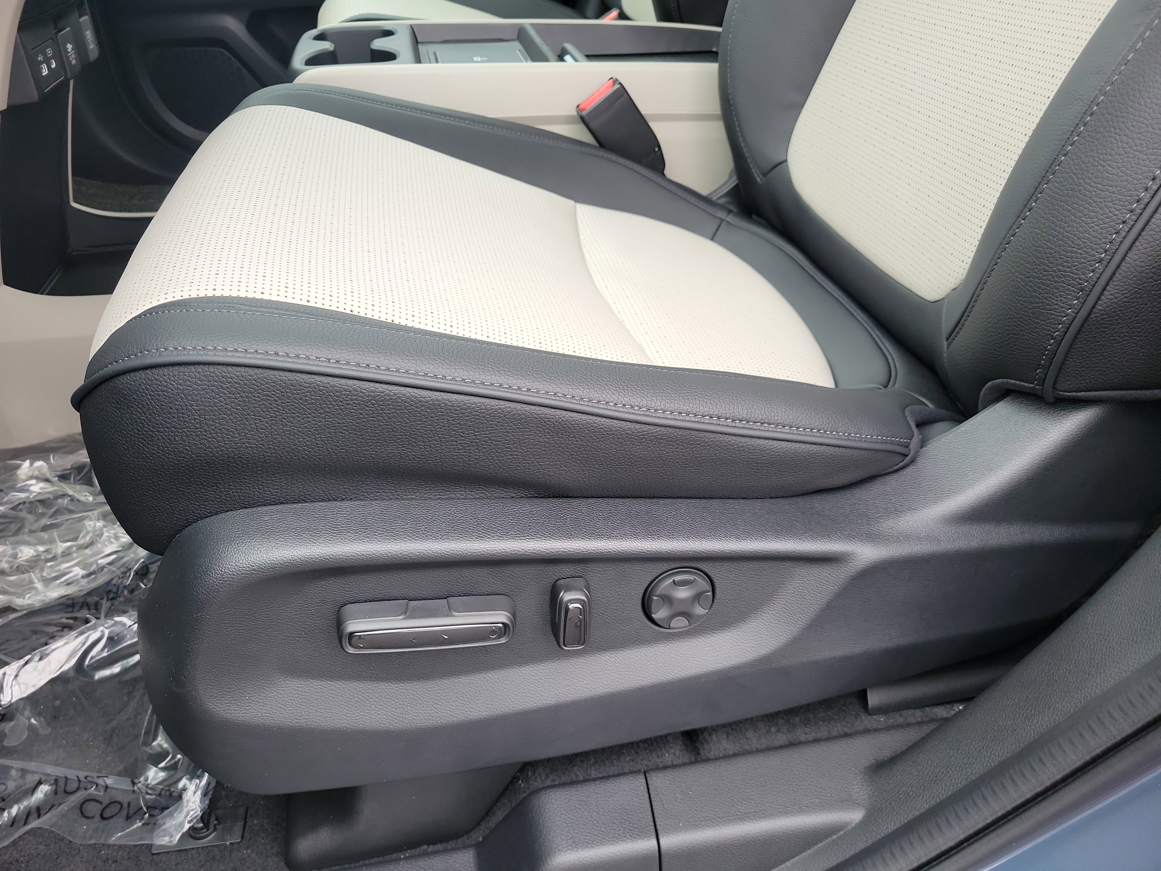 New 2026 Honda Odyssey Elite image 14