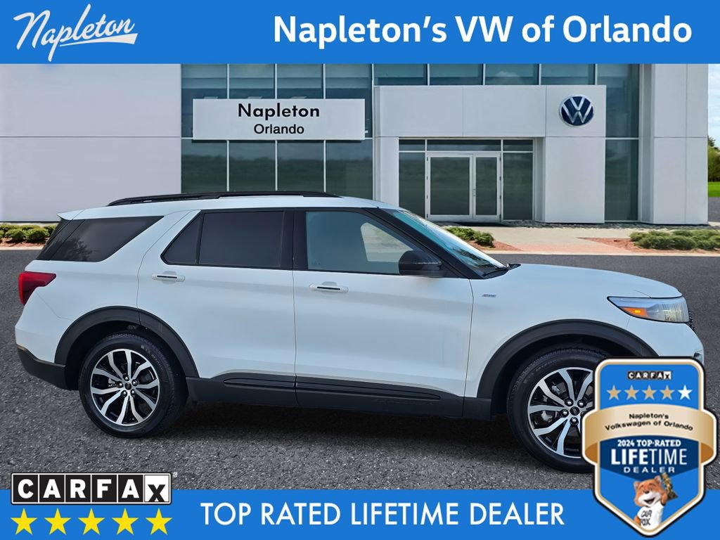 Used 2024 Ford Explorer ST-Line w/ Class IV Trailer Tow Package image 3