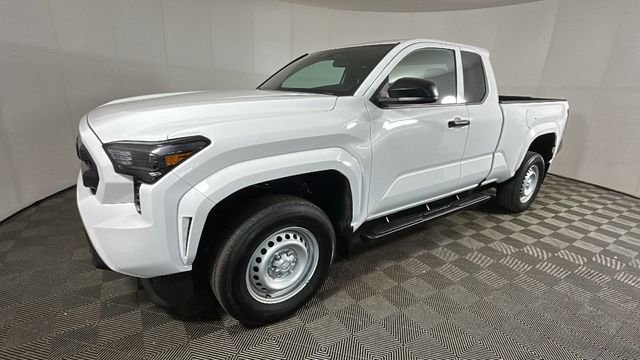 Used 2024 Toyota Tacoma SR w/ Towing Package RWD image 7