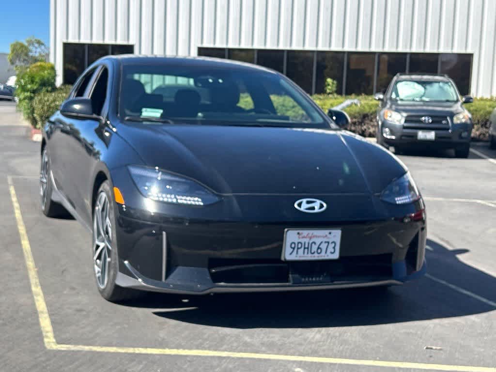 Used 2025 Hyundai Ioniq 6 SEL RWD image 6