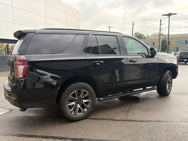 Used 2024 Chevrolet Tahoe Z71 w/ Luxury Package AWD/4WD image 3