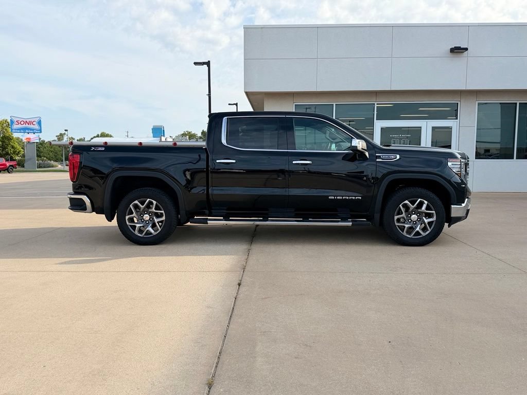 Used 2024 GMC Sierra 1500 SLT w/ SLT Premium Plus Package AWD/4WD image 3
