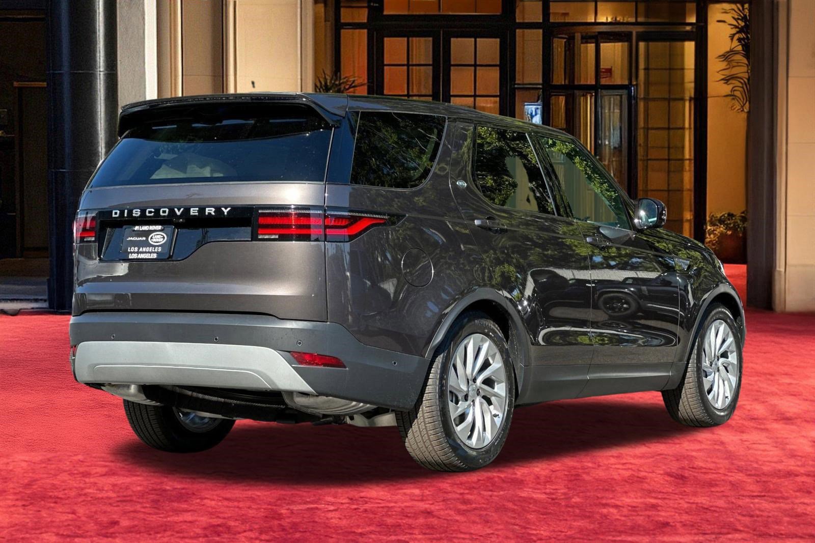 New 2026 Land Rover Discovery S AWD/4WD image 9