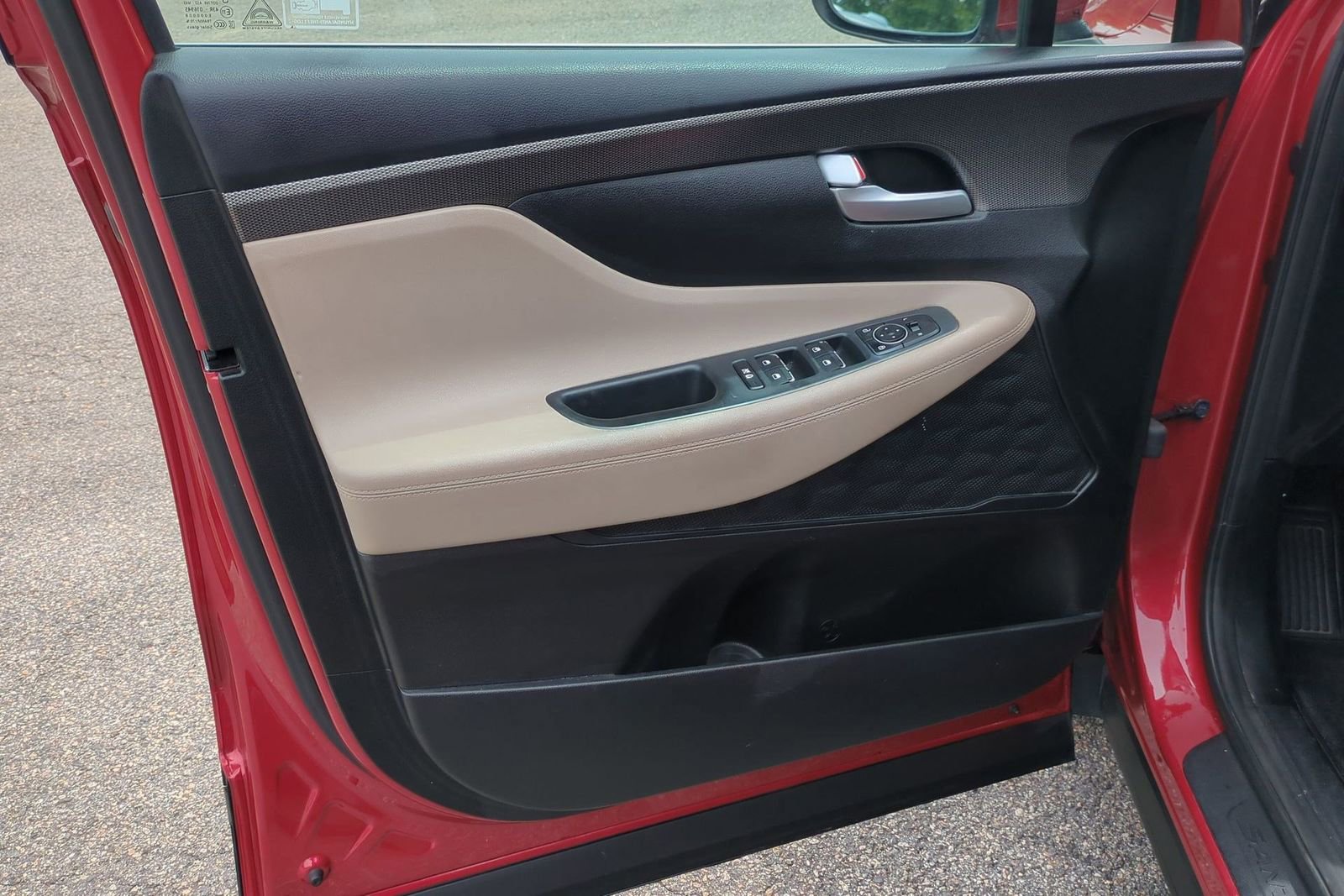 Used 2019 Hyundai Santa Fe SE FWD image 19