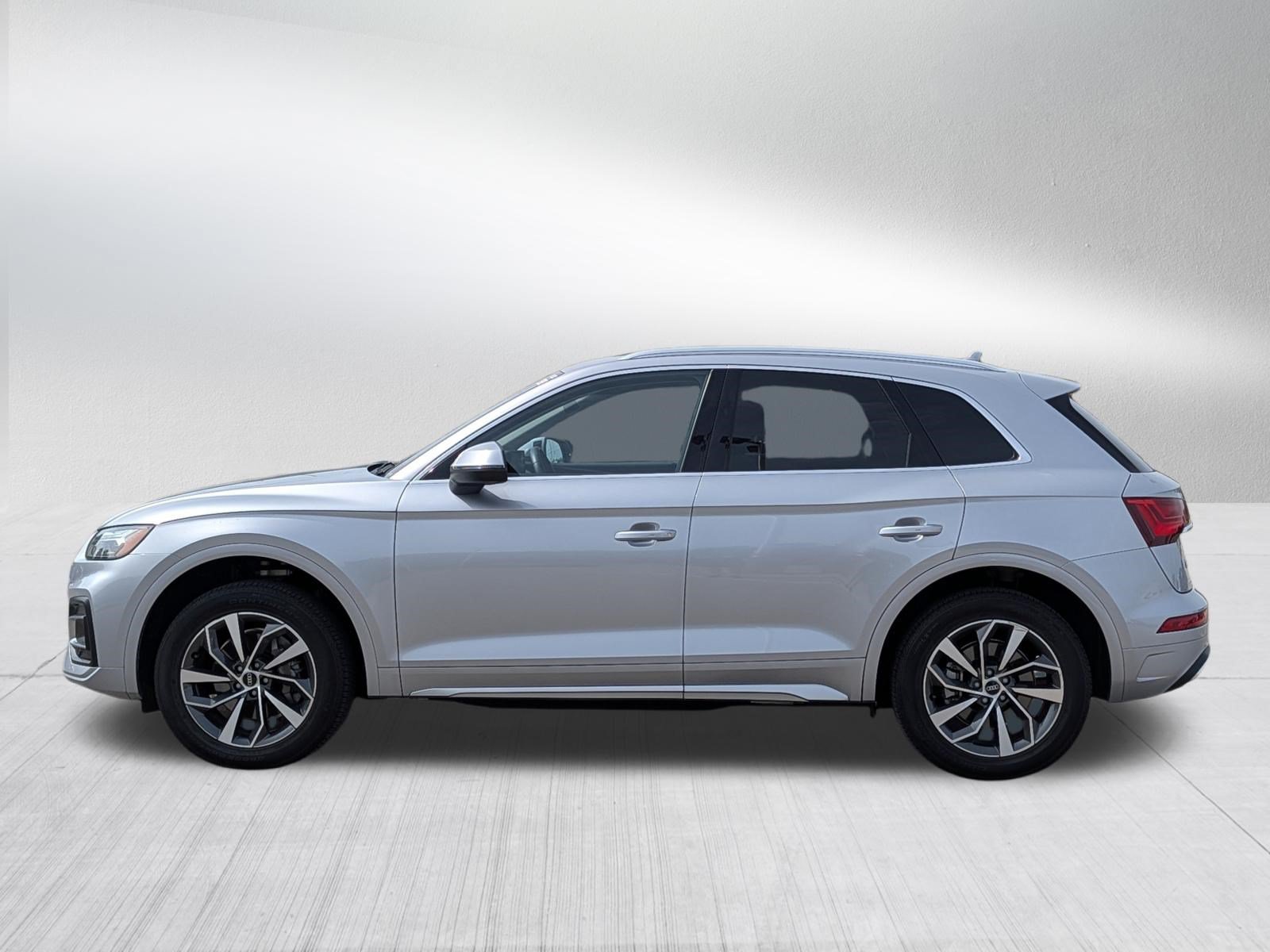 Used 2021 Audi Q5 2.0T Premium Plus w/ Premium Plus Package AWD/4WD image 4
