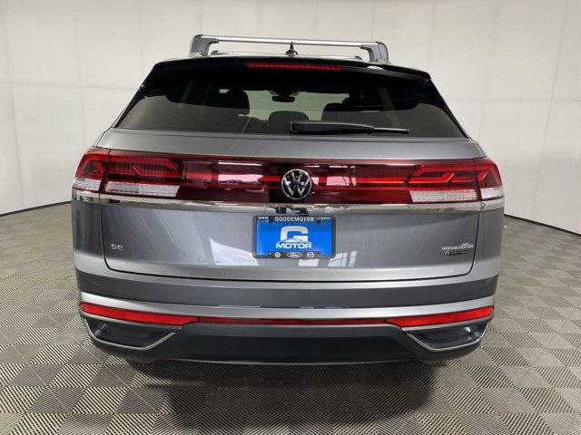 New 2025 Volkswagen Atlas Cross Sport SE image 6