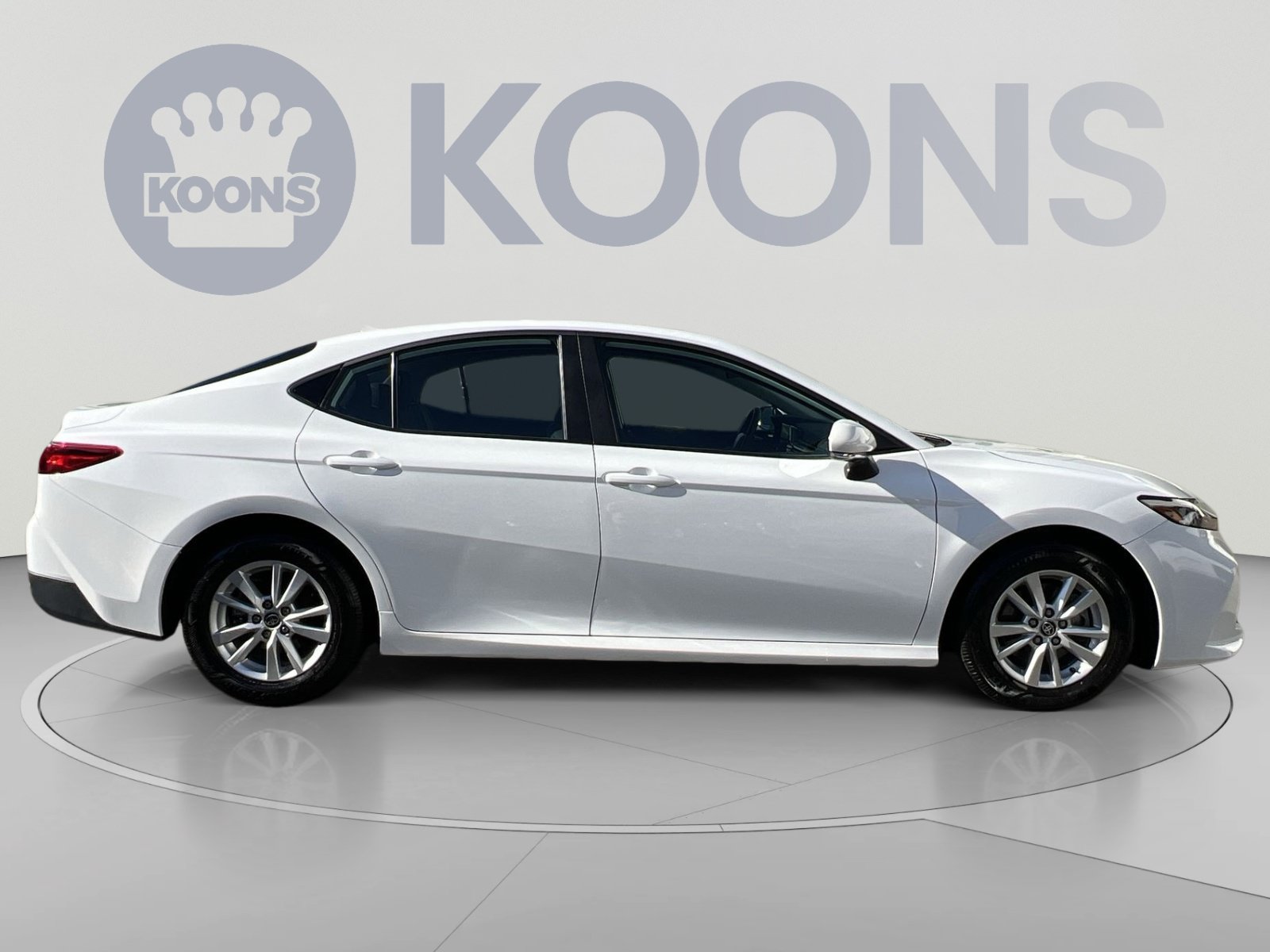 Used 2026 Toyota Camry LE FWD image 8